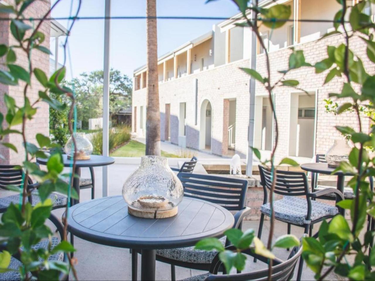 The Windhoek Luxury Suites 外观 照片