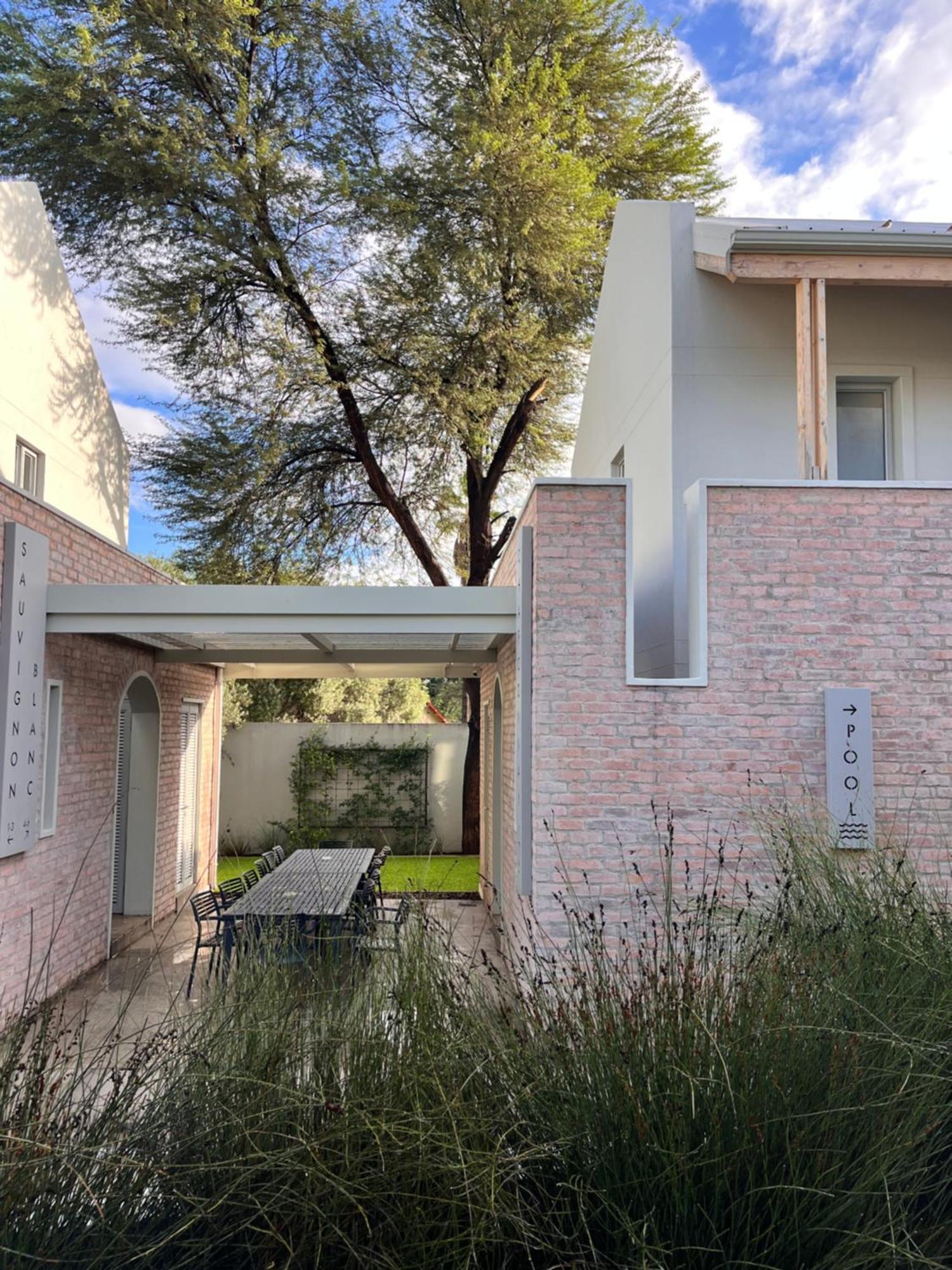 The Windhoek Luxury Suites 外观 照片