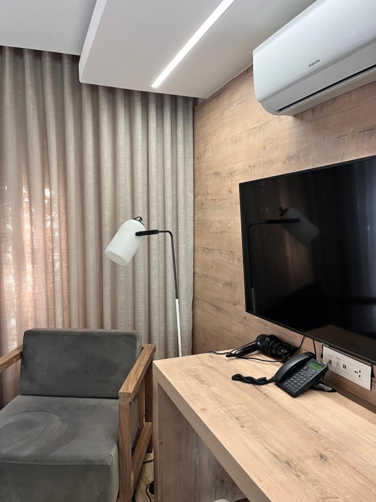 The Windhoek Luxury Suites 外观 照片