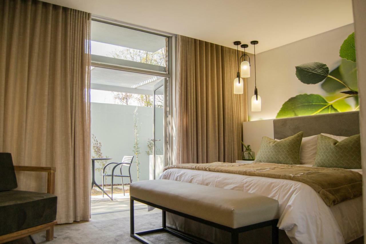 The Windhoek Luxury Suites 外观 照片